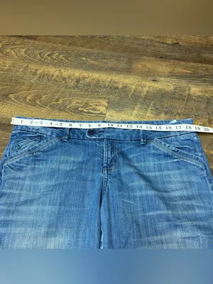 Vintage Y2K American Eagle Low Rise Bermuda Denim Jean Shorts Womens 14 Distress thumbnail 5