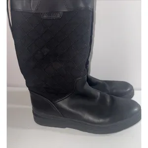 Cole Haan Black Leather Waterproof Quilted Winter Boots Women 8.5B EUC CHARITY thumbnail 3