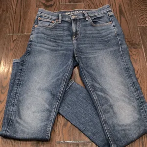 American Eagle 90’s skinny jeans size 4 regular thumbnail 6