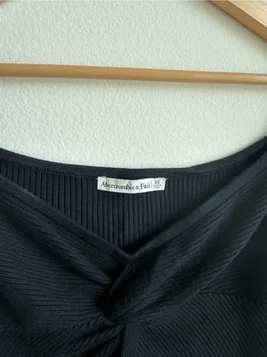 Abercrombie & Fitch Black Ribbed Knit Twist Front Strapless Top XS thumbnail 8