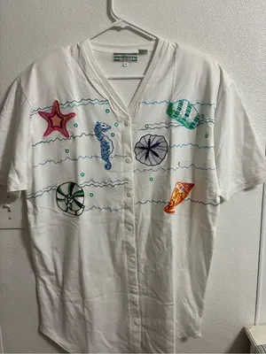 Westbound White Embroidered Sea Life Button-Front Top M thumbnail 1