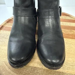 Frye Natalie Engineer Short Boots Size 8B Black Leather Moto Biker Pull On thumbnail 7