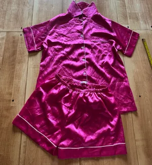 Ekouaer Womens‎ Hot Pink Satin Pajama Set Short Sleeve Button Down Shorts Size M thumbnail 1