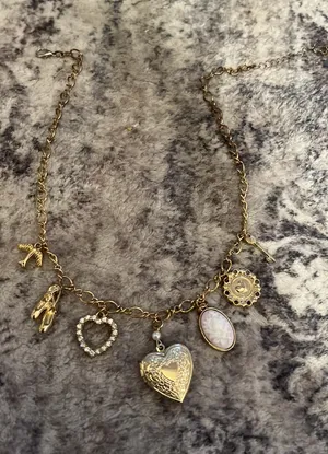 Necklace Gold thumbnail 1