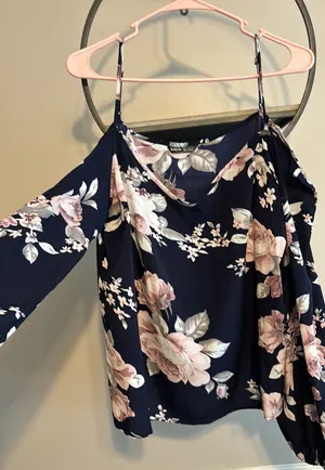 Long Sleeve Off Shoulder With Straps XL thumbnail 2