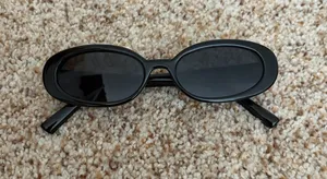Oval Skinny Y2K Sunglasses Black thumbnail 1