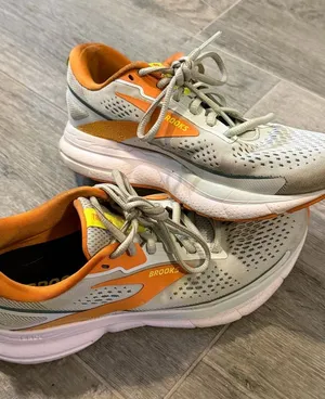 Brooks Trace 3 Women Size 8.5 Running Shoes Skylight Sunset Nightlife thumbnail 1