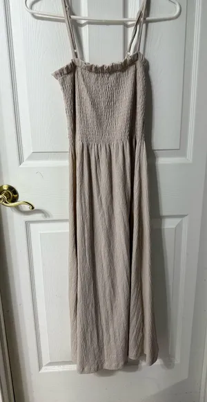 H&M Midi Dress thumbnail 1