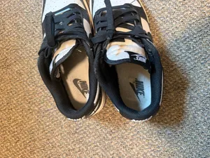 Nike Dunks thumbnail 4