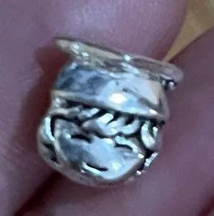 Graduate graduation charm bead thumbnail 1