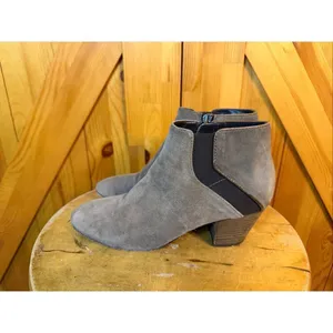 Aquatalia Womens Suede Booties Ankle Boots Brown Size 6 thumbnail 3