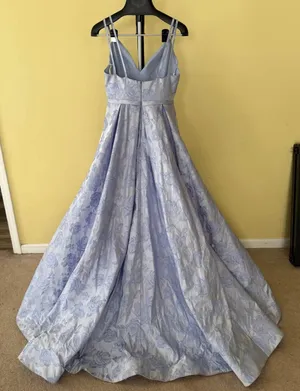 Sherri Hill Prom Dress thumbnail 1