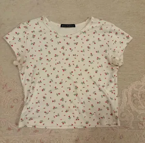 Brandy Melville Floral Top thumbnail 1