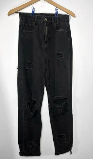 Black American Eagle Jeans Outfitters Distressed thumbnail 1