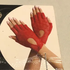 Spirit Fingerless Heart Lace Gloves thumbnail 1