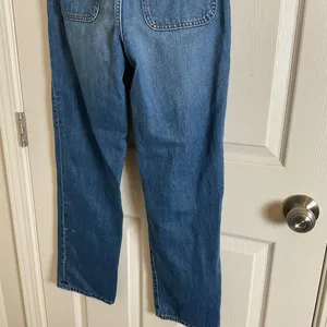Madewell Westside Relaxed Straight Leg Jeans - Size 25 thumbnail 8