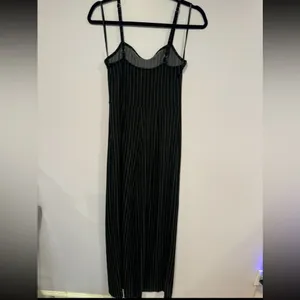 Forever21‎ black stripe jumpsuit thumbnail 3