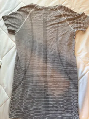 Lululemon Swiftly Tech Short Sleeve  thumbnail 3