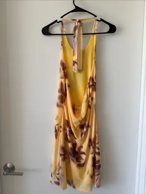 Blue Blush Yellow Floral Halter Mini Dress thumbnail 4