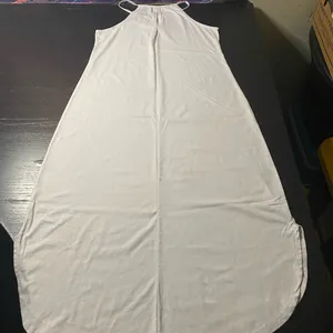 White Halter-Style Maxi Dress with Elastic Neckline thumbnail 6