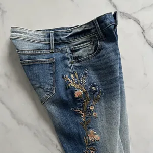 Anthropologie DRIFTWOOD Kelly Bootcut Jeans 25 Floral Embroidery Mid Rise Boho Cowgirl Chic thumbnail 12