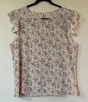Floral Ruffle Cap-Sleeve Camisole - White with Red Floral thumbnail 1