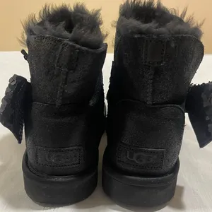 UGG Black Women's Slippers with Sequin Bow thumbnail 5
