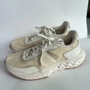 Cole Haan Women's‎ Size 7.5 Zerogrand Outpace III Sneaker Ivory Cream Casual thumbnail 9