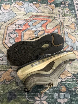 Nike olive green air max thumbnail 3