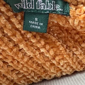 Wild Fable Rust V-Neck Sweater thumbnail 4