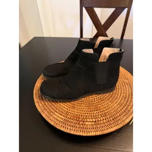 Taryn Rose‎ Traveler Jeri Black Suede Ankle Boots Rear Zip Womens 9.5 M thumbnail 6
