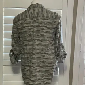 American Eagle Outfitters thumbnail 3