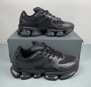 Women's size 7/Men's size 5.5 (UK 5) New Balance Abzorb 2000 black/black thumbnail 1