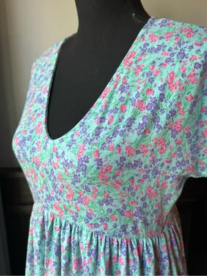 Emerald Mint dress with Pink and Lavender Floral Accents small nwot thumbnail 2
