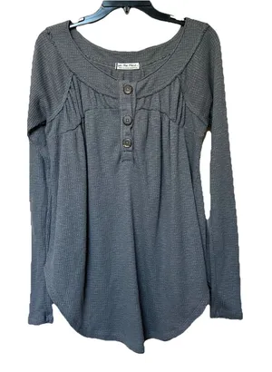 We The Free Top Womens Small Gray Scoop Neck Long Sleeve Grunge Flowy Boho thumbnail 1
