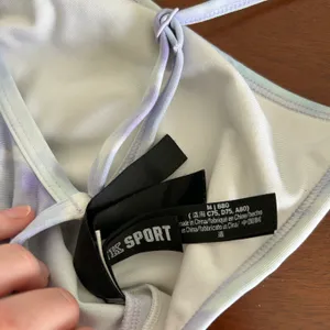 PINK - Victoria's Secret Tie dye sports bra thumbnail 4