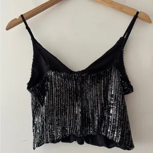 Zara Sequin Cami‎ Crop Top thumbnail 5