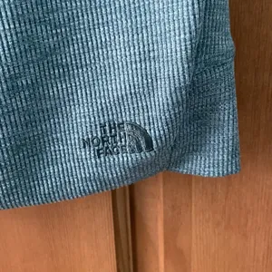 The North Face XS Women's EcoActive Cropped Ribbed Knit Tank XSmall Preowned thumbnail 3