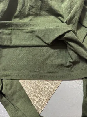 Lululemon Athletica Olive Green Swiftly Tech Long Sleeve Crew Shirt Size 6 thumbnail 6