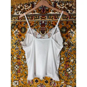 70s Vintage USA Union Made White Camisole sz Medium Bali thumbnail 4