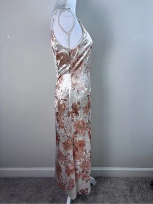 Dazy Floral Crushed Velvet Maxi Dress – Size L, Stunning Occasion Wear thumbnail 5