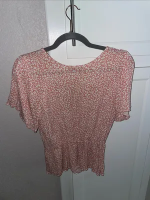 Abercrombie & Fitch Pink and White cinched peplum top thumbnail 5