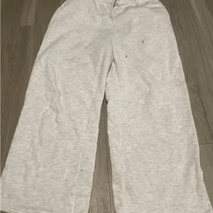 Women's Light Gray Sweatpants Size XL thumbnail 1