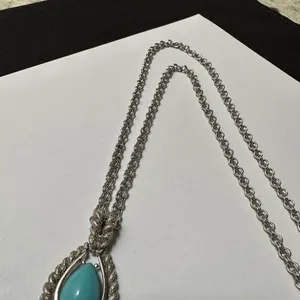 Women’s Signed Avon Turquoise Blue Colored Silver Tone Double Strand Necklace thumbnail 2