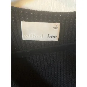 Wilfred ARITZIA Wolter Sweater Black Merino Wool Size Small S TOUCHABLE TEXTURE thumbnail 2