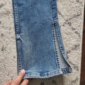 Zara Full length Ripped High Rise TRF Slim Fit Straight Leg Jeans size 4 thumbnail 2