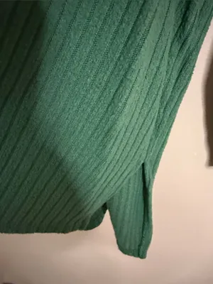 Women's Ribbed Long-Sleeve Crewneck Top - Green thumbnail 3