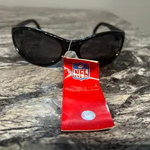 NFL Carolina Panthers Black Casual Sport Sunglasses thumbnail 2