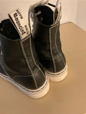 Dr. Martens women black leather 1460 combat Pascal boots US 8 thumbnail 7