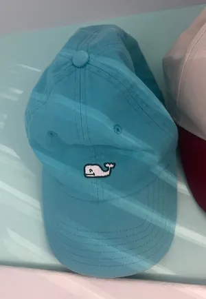 Vineyard Vines Hat thumbnail 1